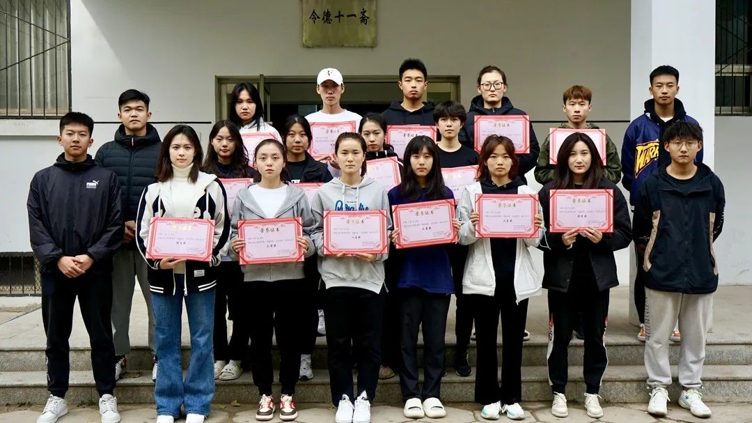 68bdddc5558c4a608209c8fc261c2d39.jpg 68bdddc5558c4a608209c8fc261c2d39.jpg