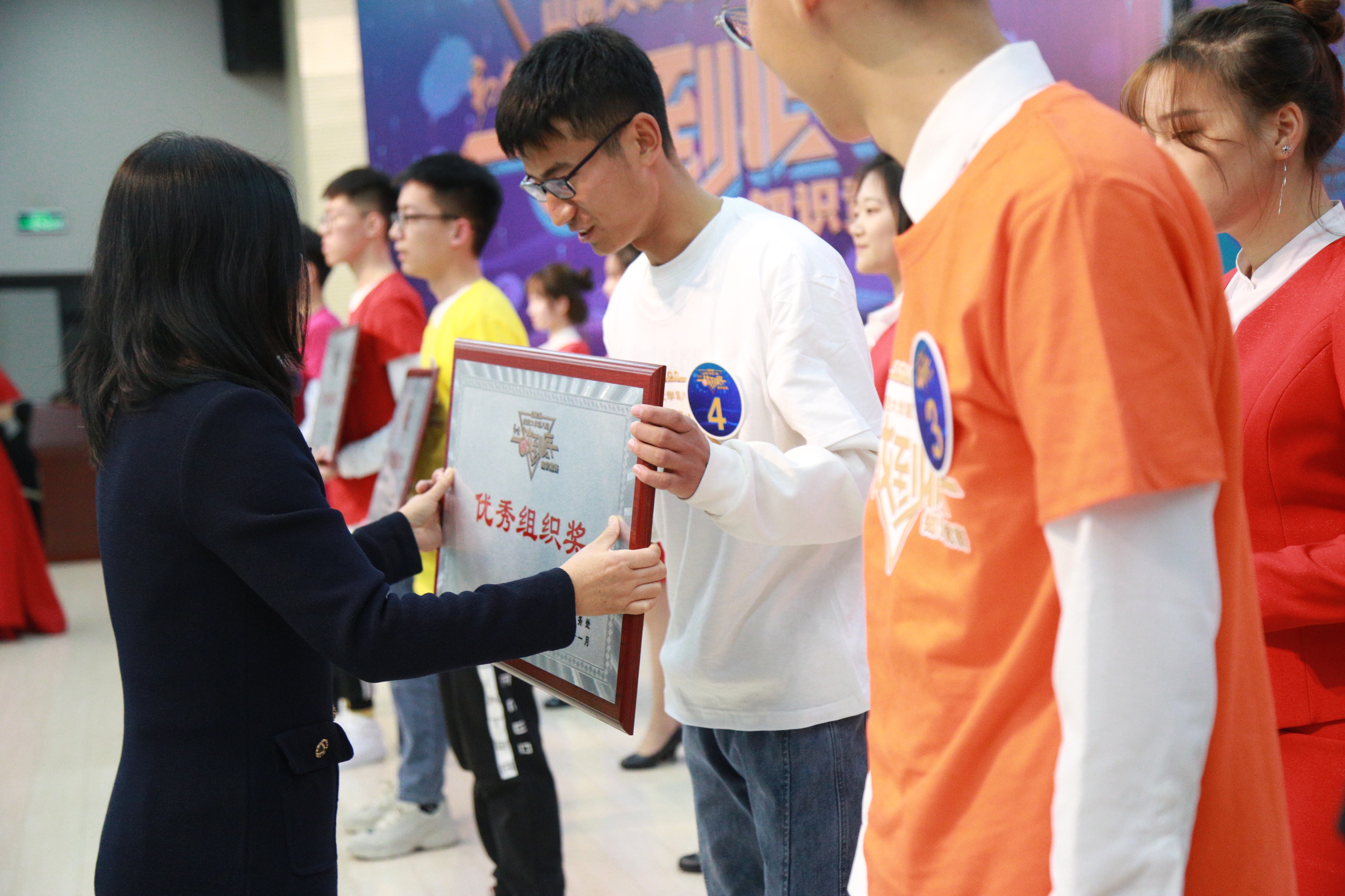 8a604efb22b24f34b57d1d76cfb9666e.jpg 8a604efb22b24f34b57d1d76cfb9666e.jpg