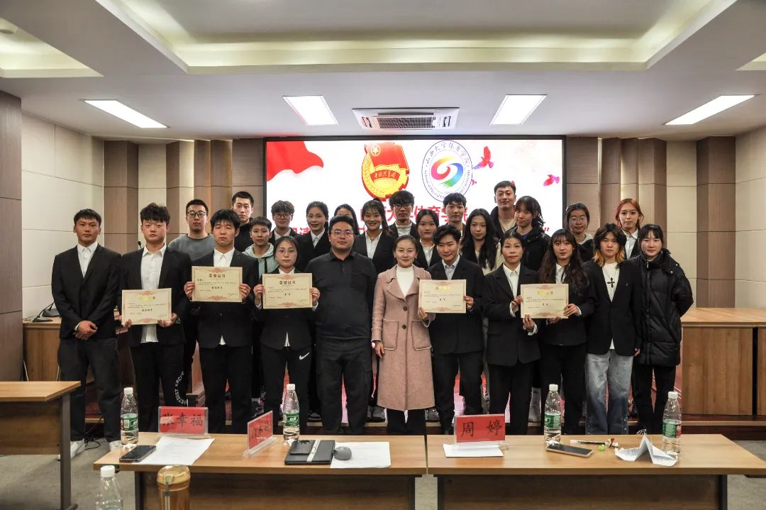 ff1508fa514946f2bb5d6329054d4ed9.jpg ff1508fa514946f2bb5d6329054d4ed9.jpg