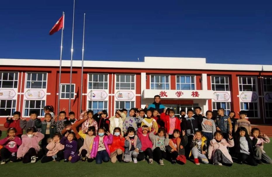 43809d9cf0804f2faf8960e5f4efaea1.jpg 43809d9cf0804f2faf8960e5f4efaea1.jpg